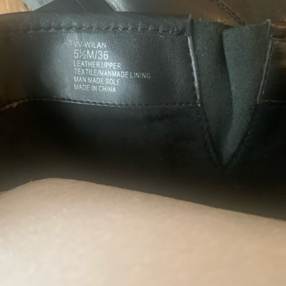 Vince Camuto - Picture 5 of 10